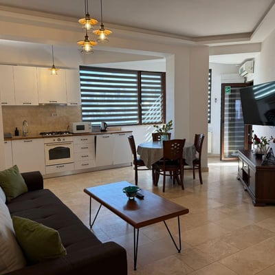 Аренда комфортной 2-комнатной квартиры, 54 м², Мамаия, Констанца, Румыния